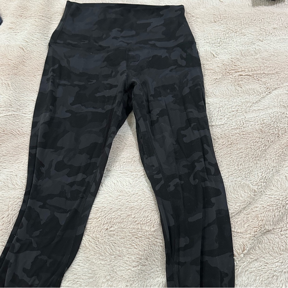 Lululemon camo leggings